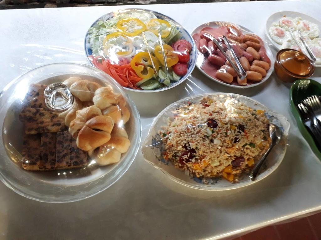 坤坤王度假酒店 湄旺 外观 照片